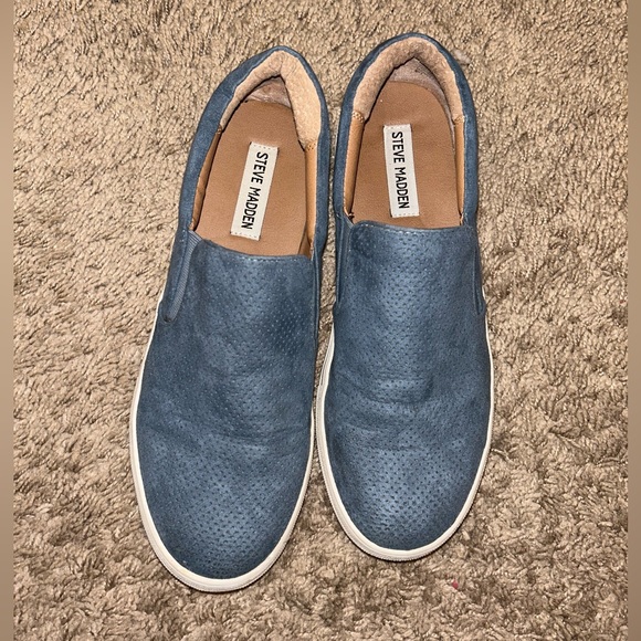 Steve Madden denim-blue slip-on sneakers - Picture 3 of 4